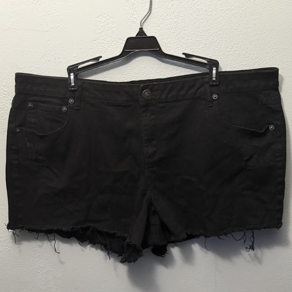 Highway Jeans Womens Grunge Punk Alt Rocker Edgy Distressed Denim Shorts Sz 20